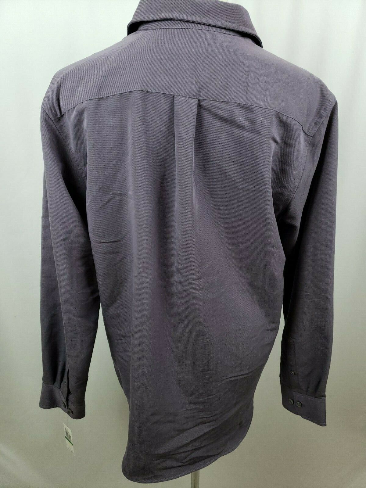 Van Heusen Men's Long Sleeve Button Down Purple Dress Shirt Size Large 16-16.5