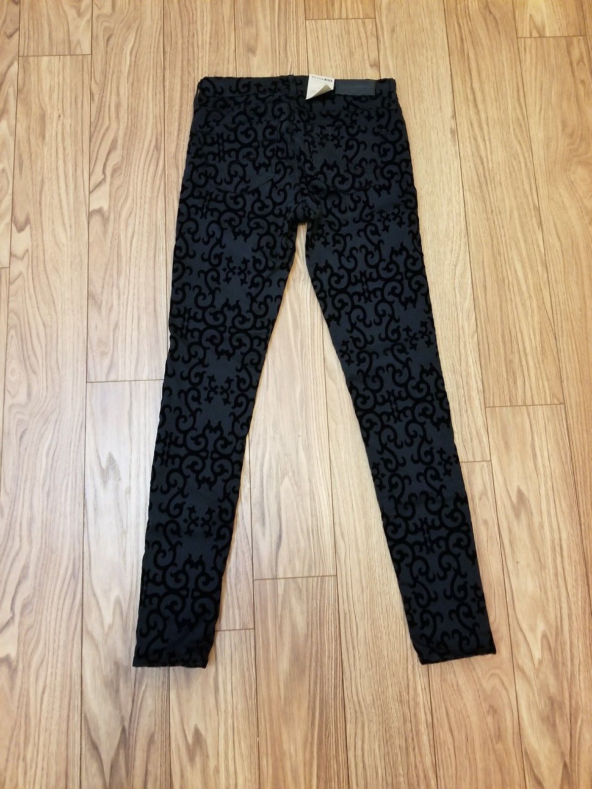 Big Star Andrea Skinny Mid Rise Black Velvet Naples Wash Women's Size 25