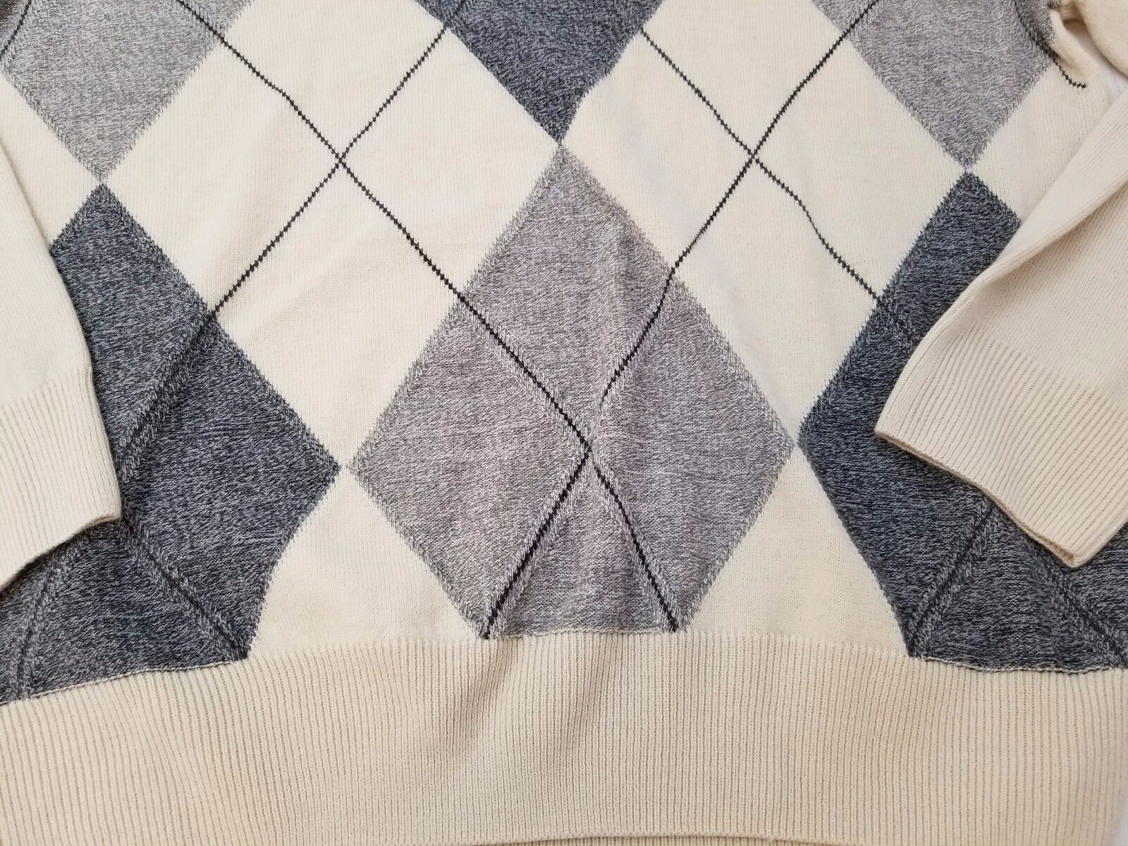 Geoffrey Beene Men's Argyle Long Sleeve Pullover Acrylic Vanilla Sweater Size Large